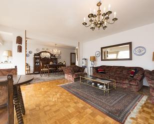 Living room of Flat for sale in A Coruña Capital   with Heating, Parquet flooring and Storage room