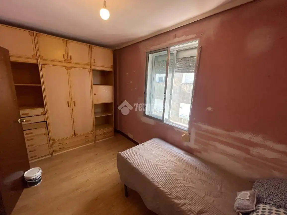 Habitación de Piso en venta en Zaragoza con Calefacción y Amueblado