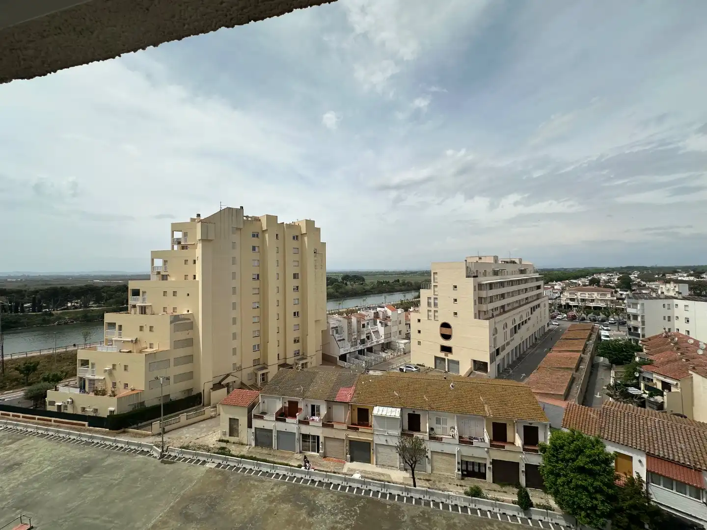 Apartament amb ascensor en venda a Delta-Muga 6, imagen 8