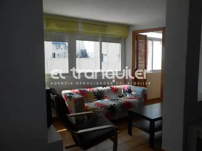 Sala d'estar de Àtic en venda en Madrid amb Terrassa, Moblat i Rentadora