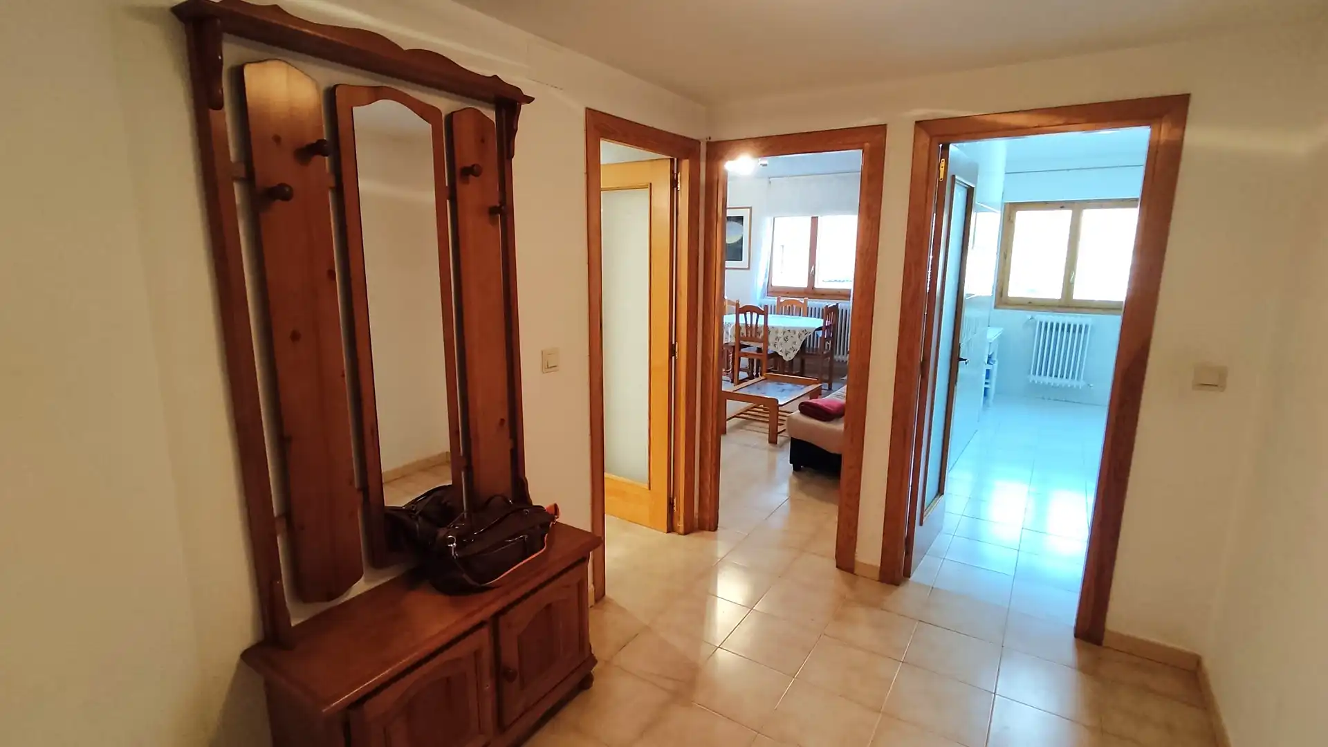 Piso en venta en Biescas con Calefacción, Terraza y Amueblado