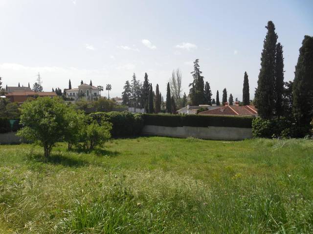 Terreno residencial en Venta en Calle Calle Mistral en Albolote