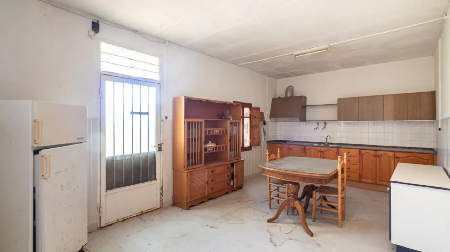 Cuina de Finca rústica en venda en Beniarbeig amb Jardí privat, Terrassa i Traster