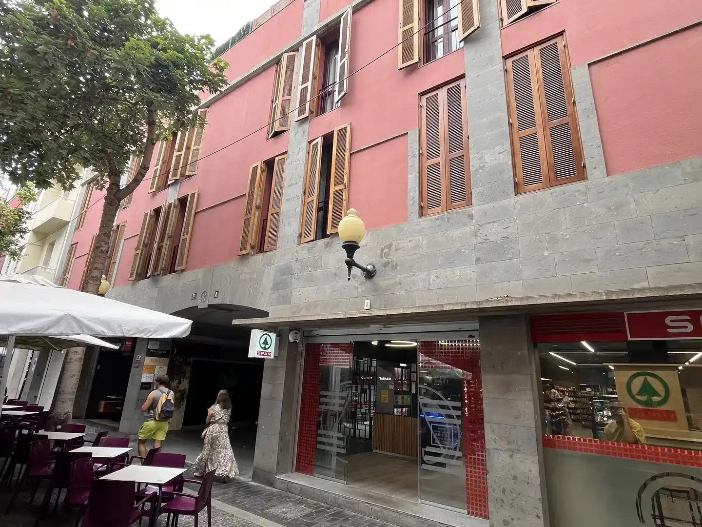 Außenansicht von Wohnung zur Miete in Las Palmas de Gran Canaria mit Klimaanlage