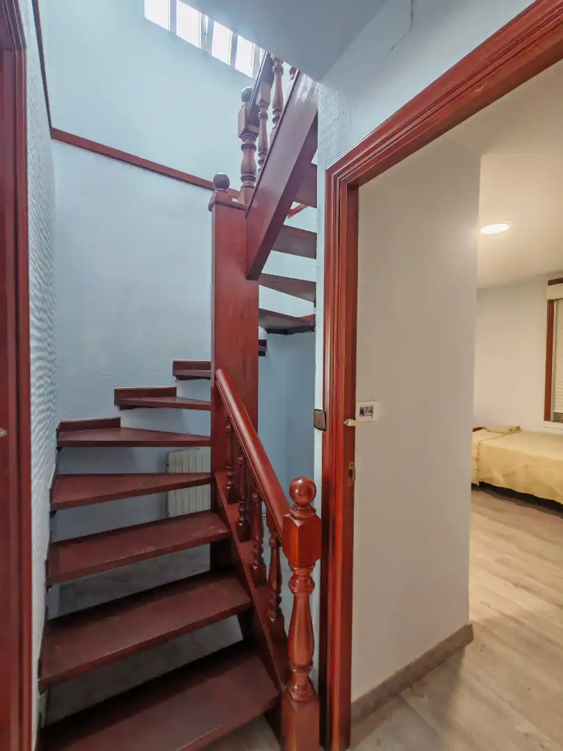 Detached homes for rent in A Laracha    with Terrace, Storage room and Furnished