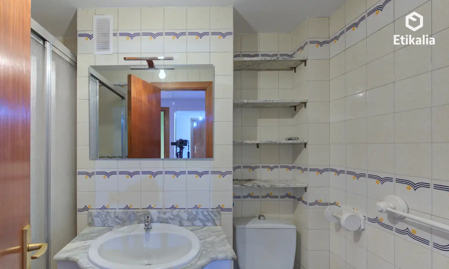 Baño de Piso en venta en Vitoria - Gasteiz con Calefacción, Terraza y Trastero