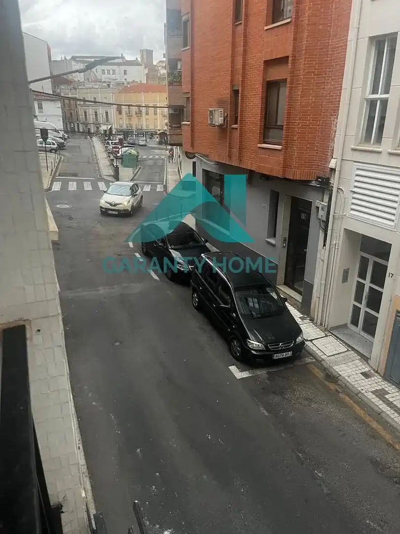 Parking of Flat for rent in Cáceres  with Furnished and Balcony