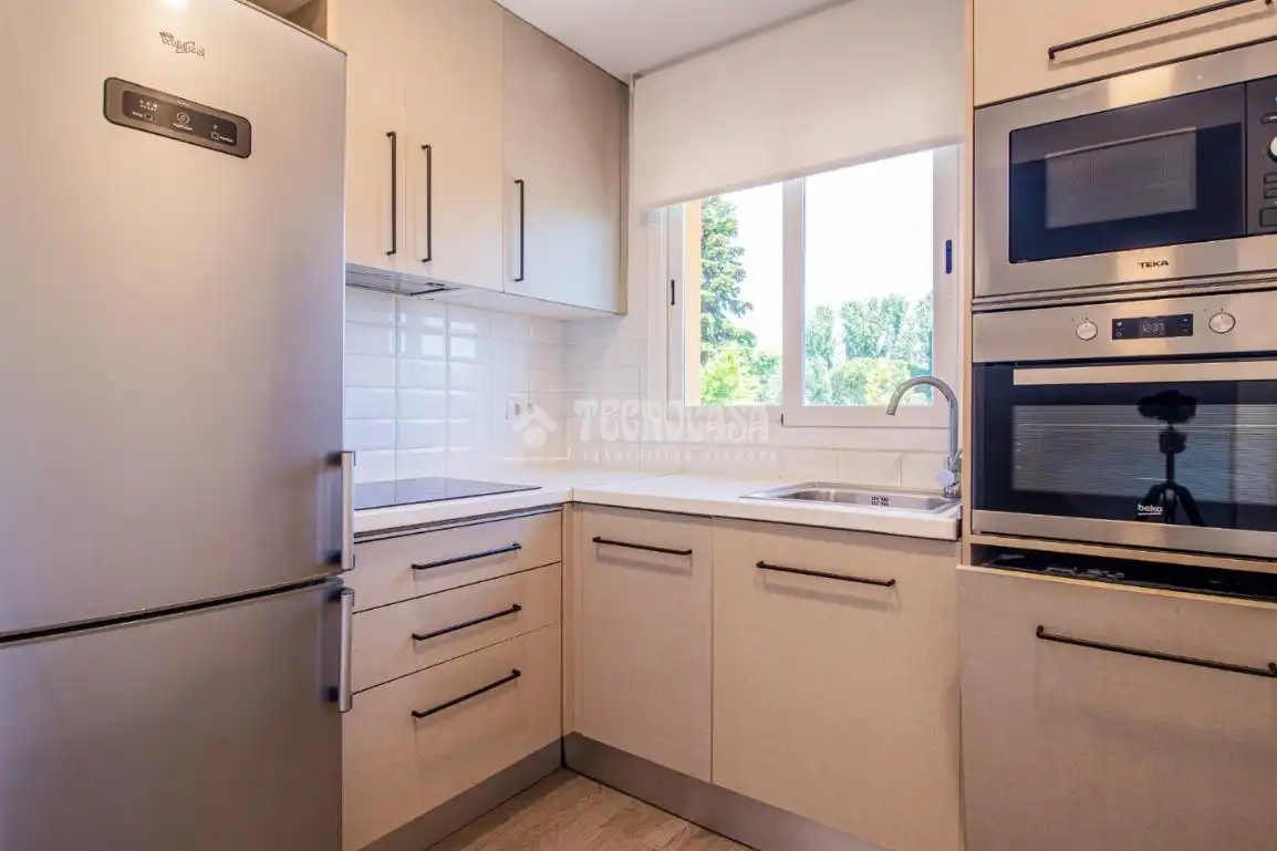 Cocina de Casa adosada en venta en Sant Cugat del Vallès con Calefacción y Terraza