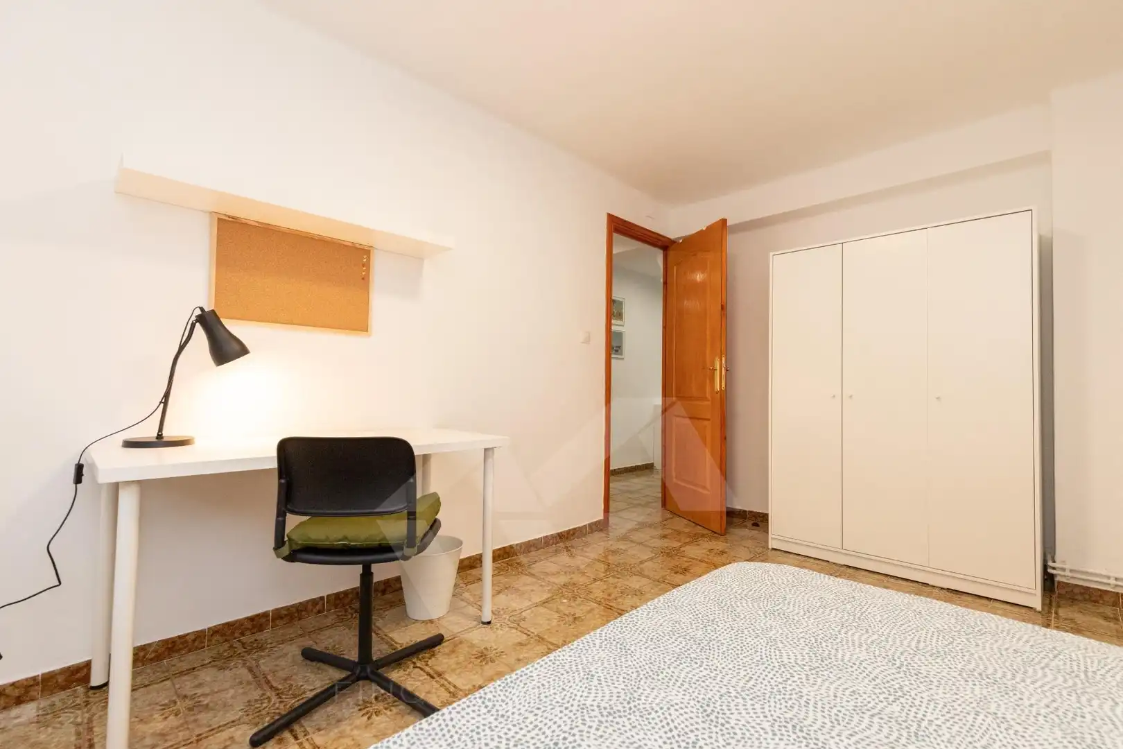 Habitación de Piso de alquiler en Tarragona con Aire acondicionado, Calefacción y Terraza