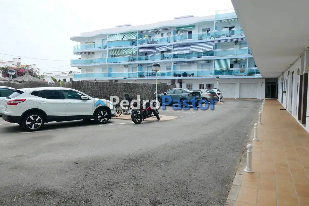 Parkplatz von Wohnungen zum Verkauf in Dénia mit Klimaanlage, Heizung und Schwimmbad