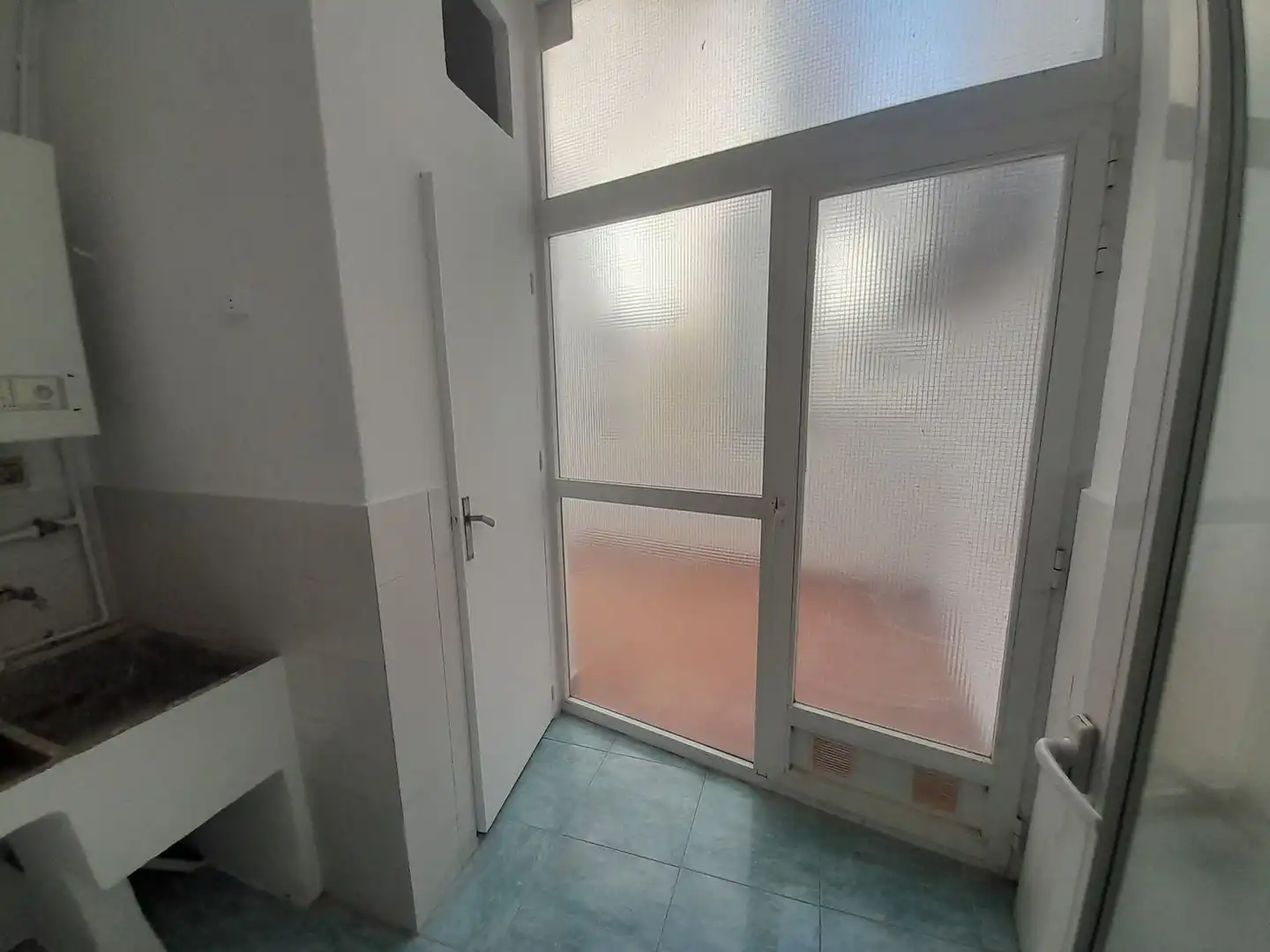 Flat for rent in Jaén  with Air Conditioner, Heating and Storage room