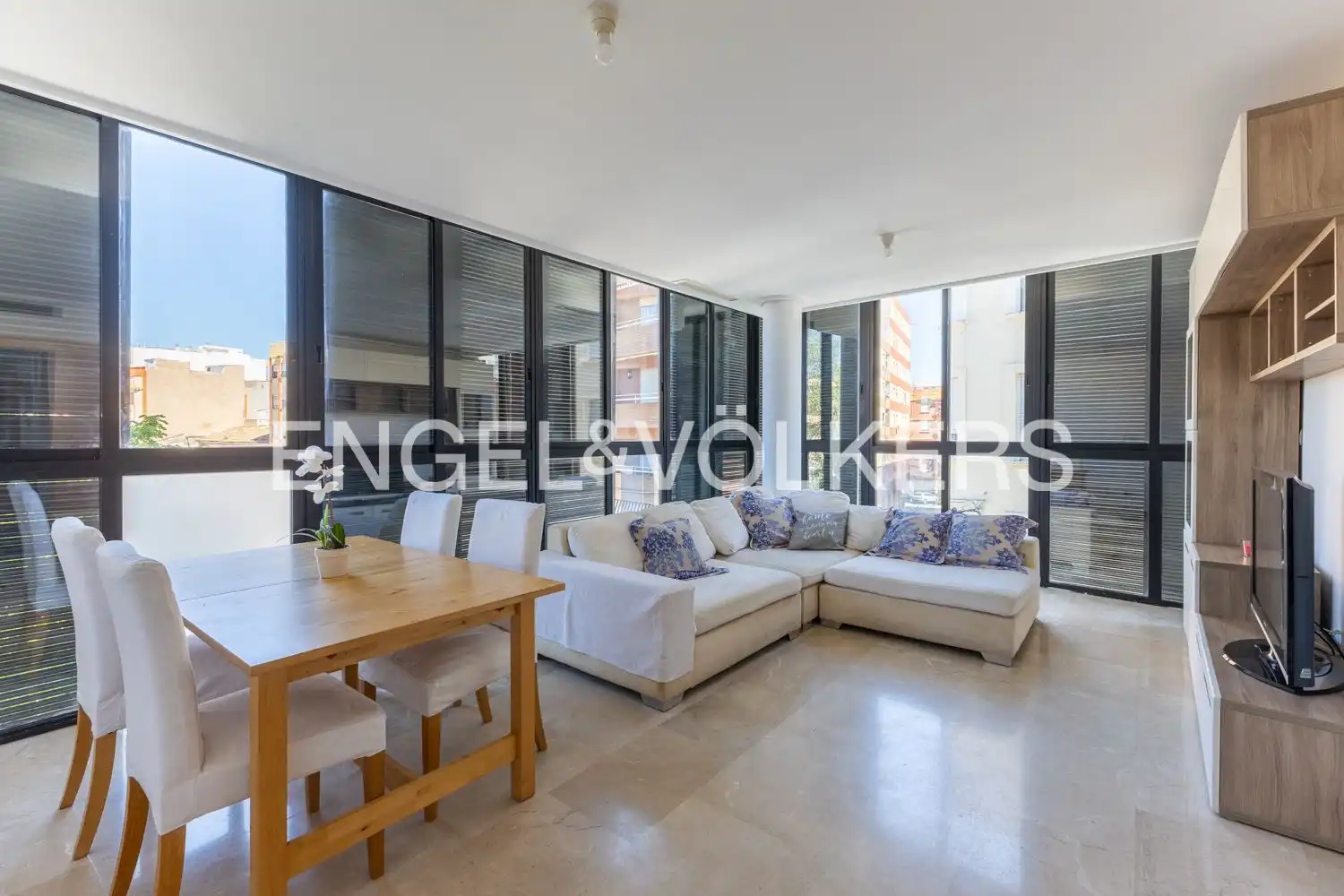 Vista exterior de Piso de alquiler en Sagunto / Sagunt con Aire acondicionado, Calefacción y Balcón