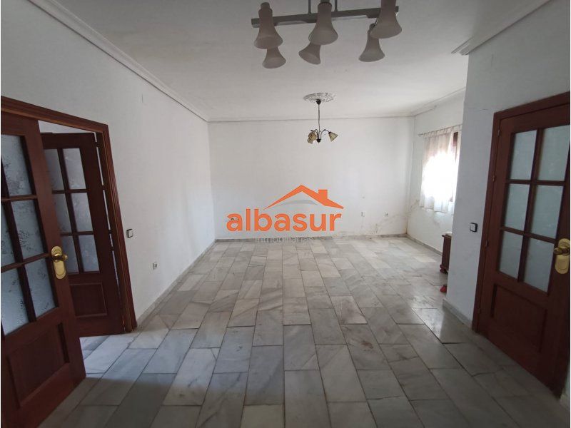 House or chalet for sale in  Córdoba Capital  with Air Conditioner, Terrace and Storage room
