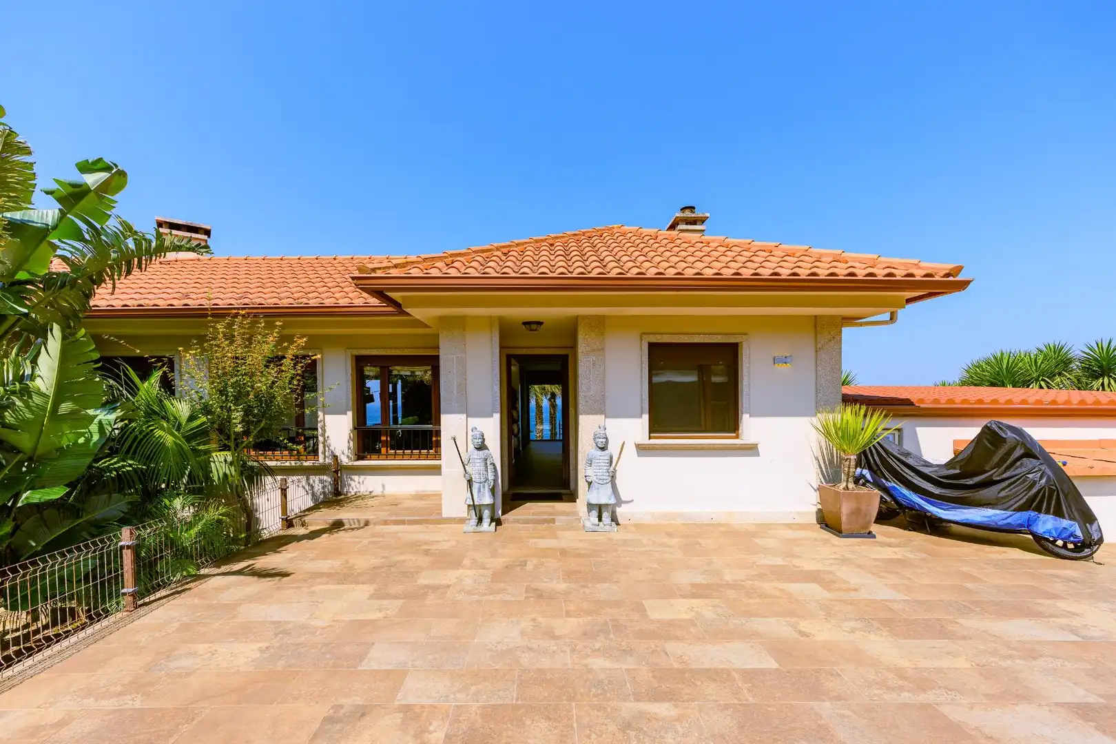 Exterior view of Houses for sale in Oia  with Air Conditioner, Heating and Private garden