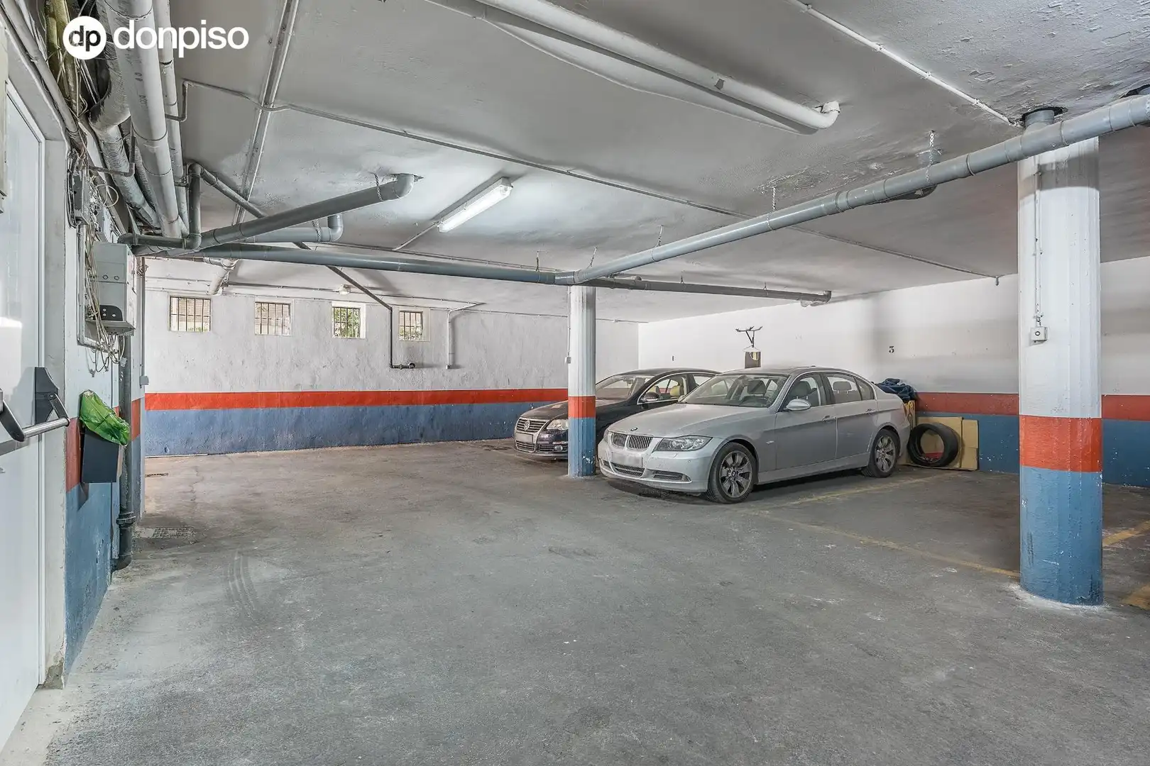 Parking de Piso en venta en Granada con Aire acondicionado, Calefacción y Terraza