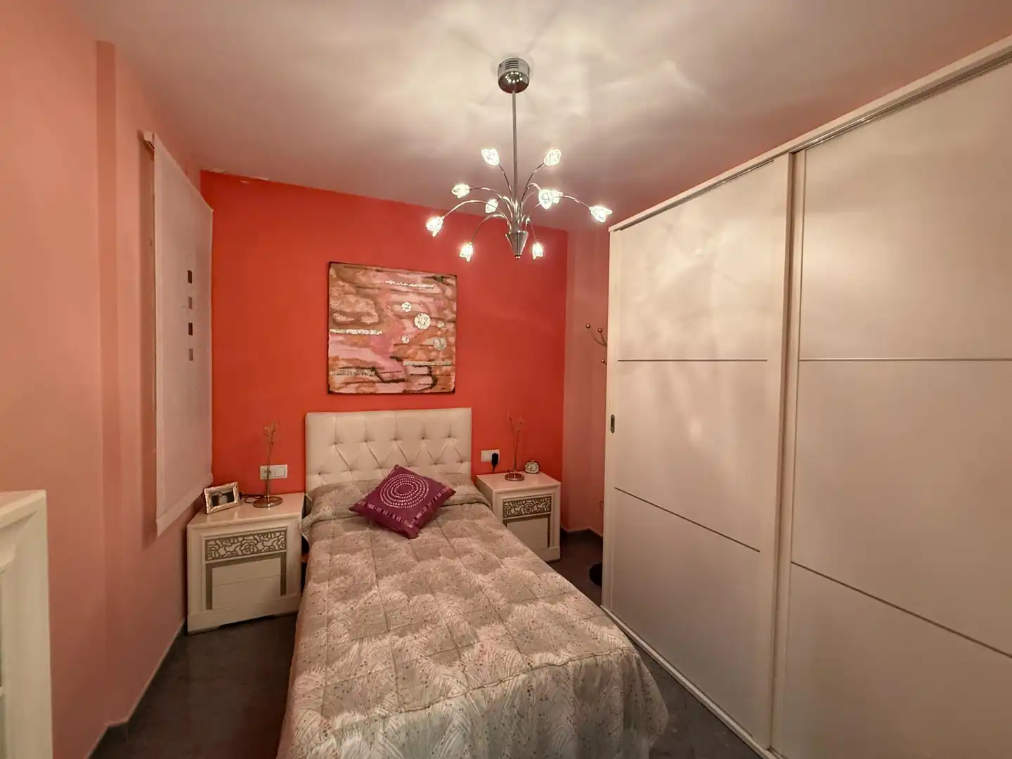 Schlafzimmer von Wohnung zur Miete in Valencia