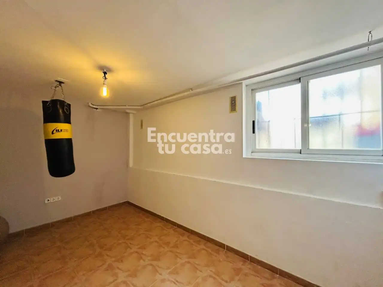 Casa adosada en venda en La Nucia amb Aire condicionat, Calefacció i Jardí privat