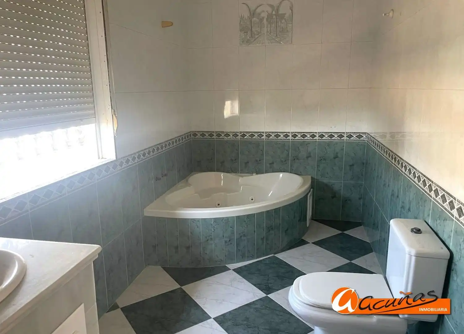 Baño de Casa adosada en venta en Gilena con Terraza y Trastero