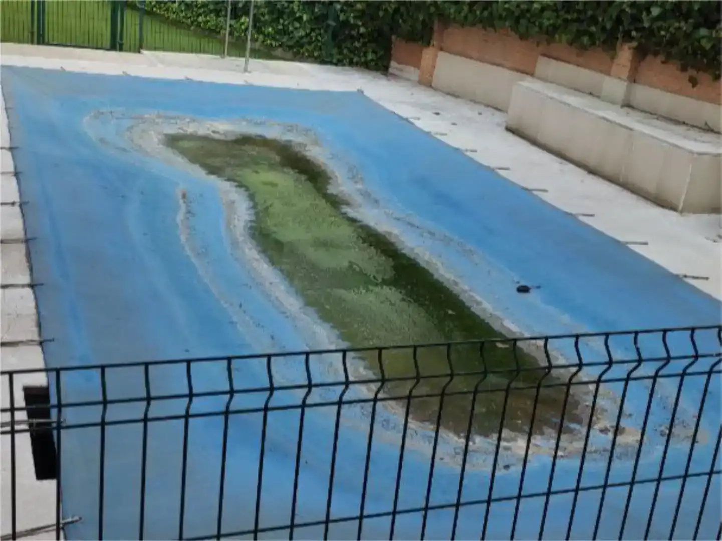 Piscina de Pis en venda en Galapagar amb Aire condicionat, Jardí privat i Parquet