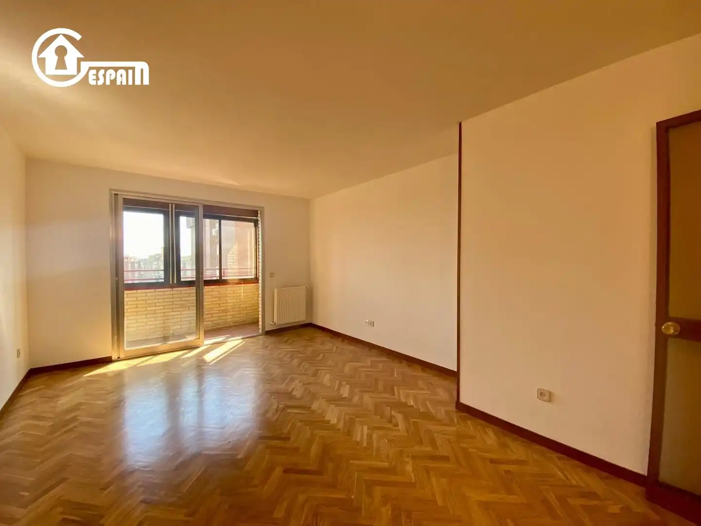 Sala d'estar de Pis de lloguer en Madrid amb Calefacció, Jardí privat i Terrassa