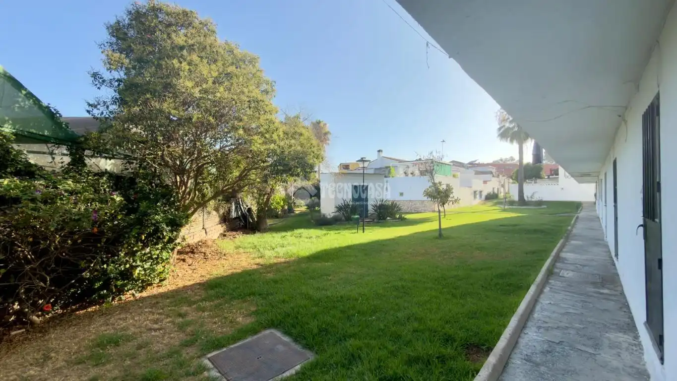 Jardí de Pis en venda en Los Barrios amb Aire condicionat i Calefacció