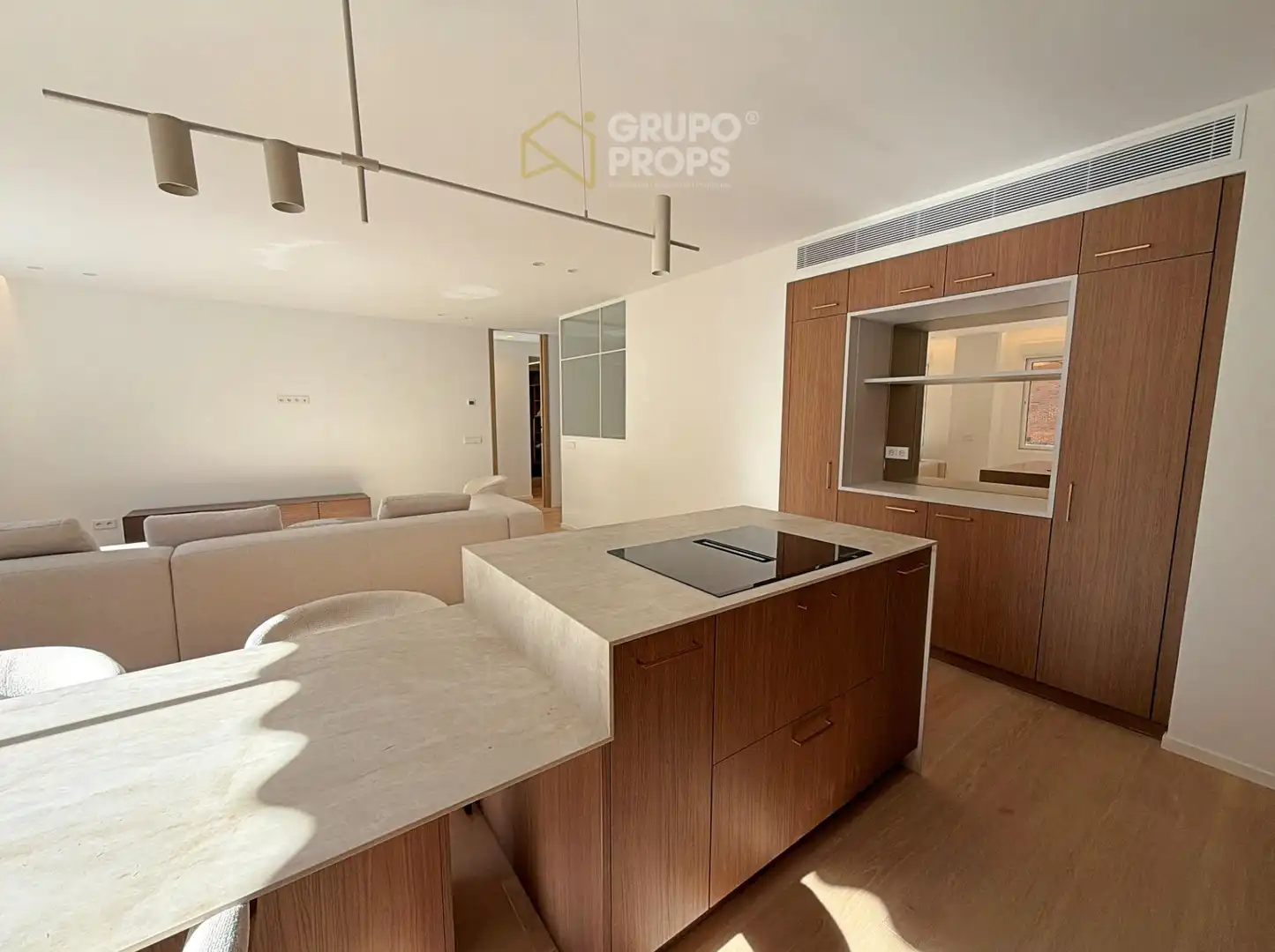 Cocina de Apartamento en venta en Madrid con Calefacción y Amueblado
