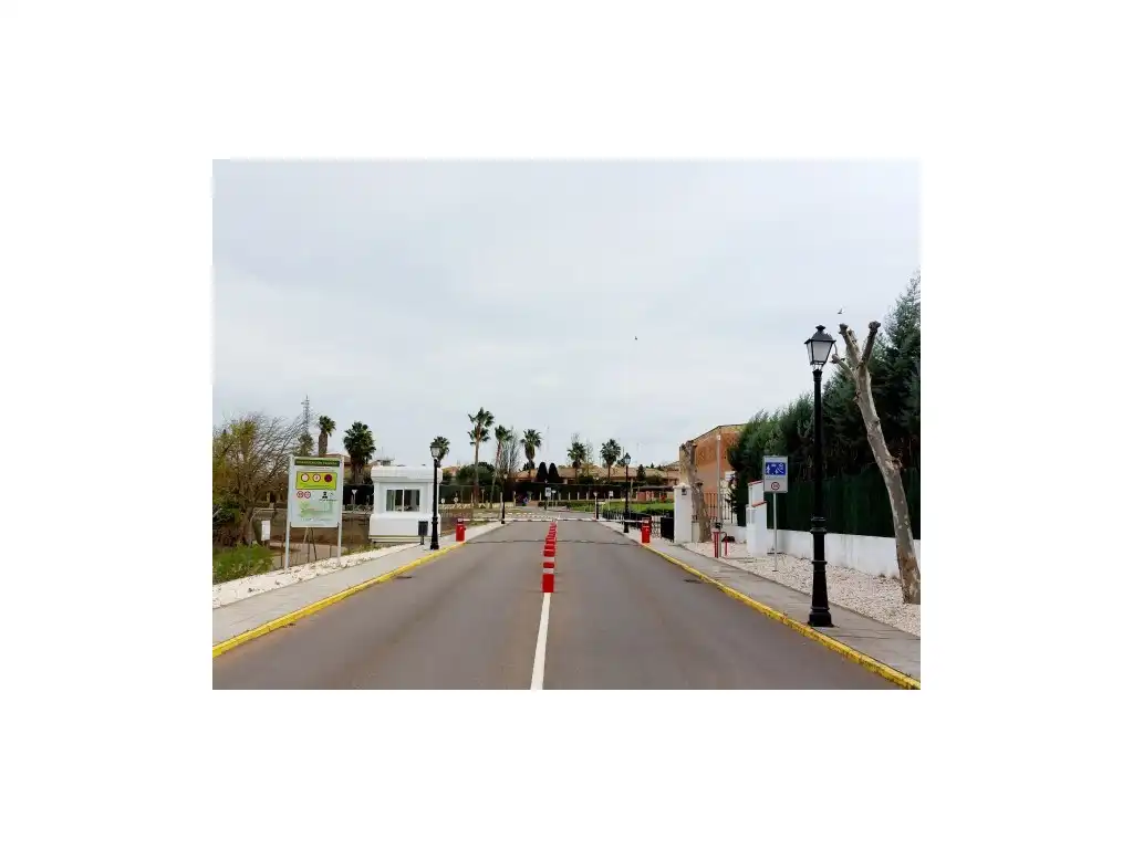 Terreni e lotti in vendita a Urbanizacion Golf Del Guadiana, imagen 2