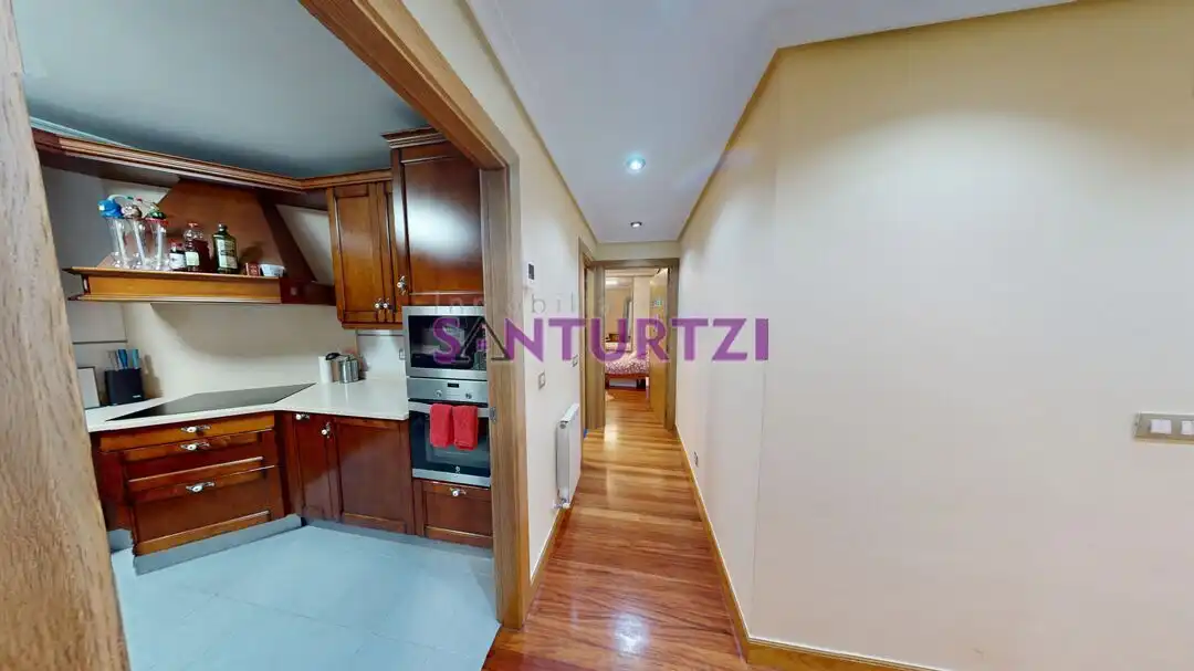 Piso en venta en Santurtzi  con Calefacción, Terraza y Trastero