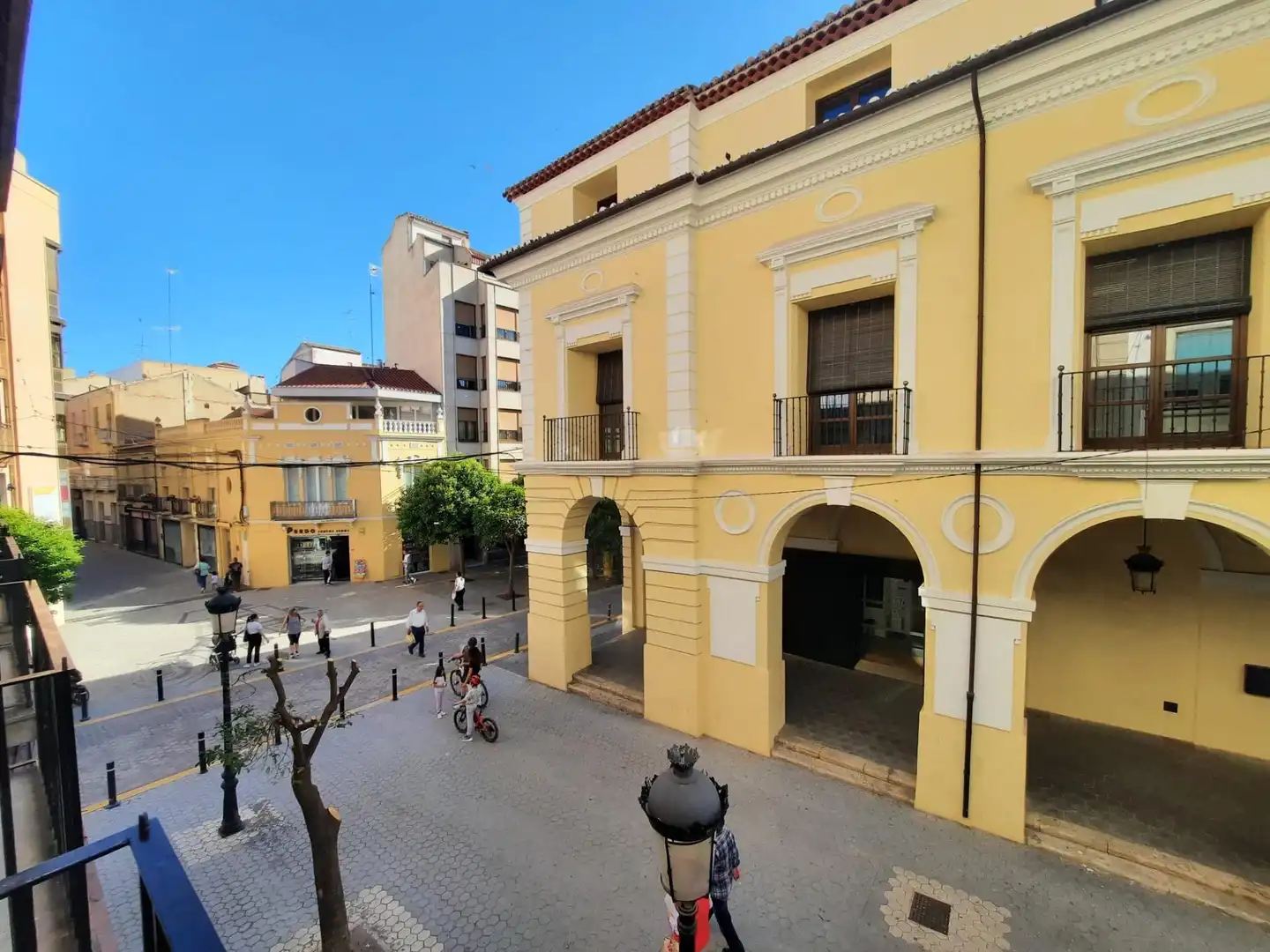 Exterior view of Flat for rent in Almansa  with Air Conditioner, Furnished and Balcony