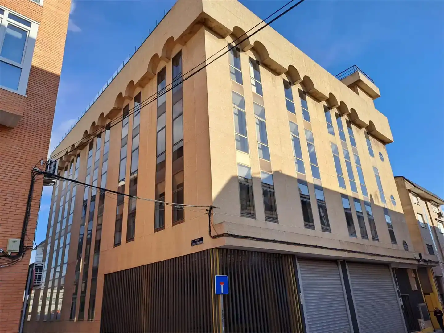 Exterior view of Commercial properties for rent in Madrid