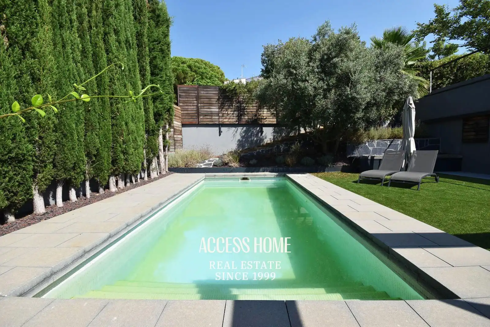 Piscina de Casa o xalet en venda en Premià de Dalt amb Aire condicionat, Calefacció i Terrassa