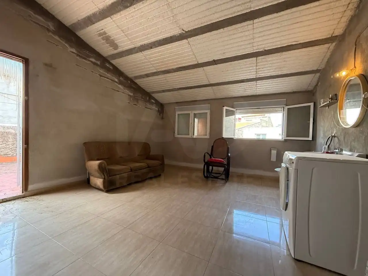 Maison jumelée à vendre à Tírig