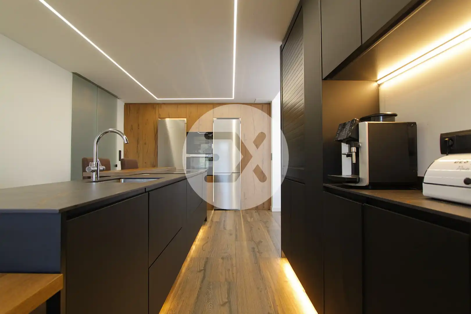 Cocina de Casa o chalet en venta en Sant Boi de Llobregat con Aire acondicionado, Calefacción y Jardín privado