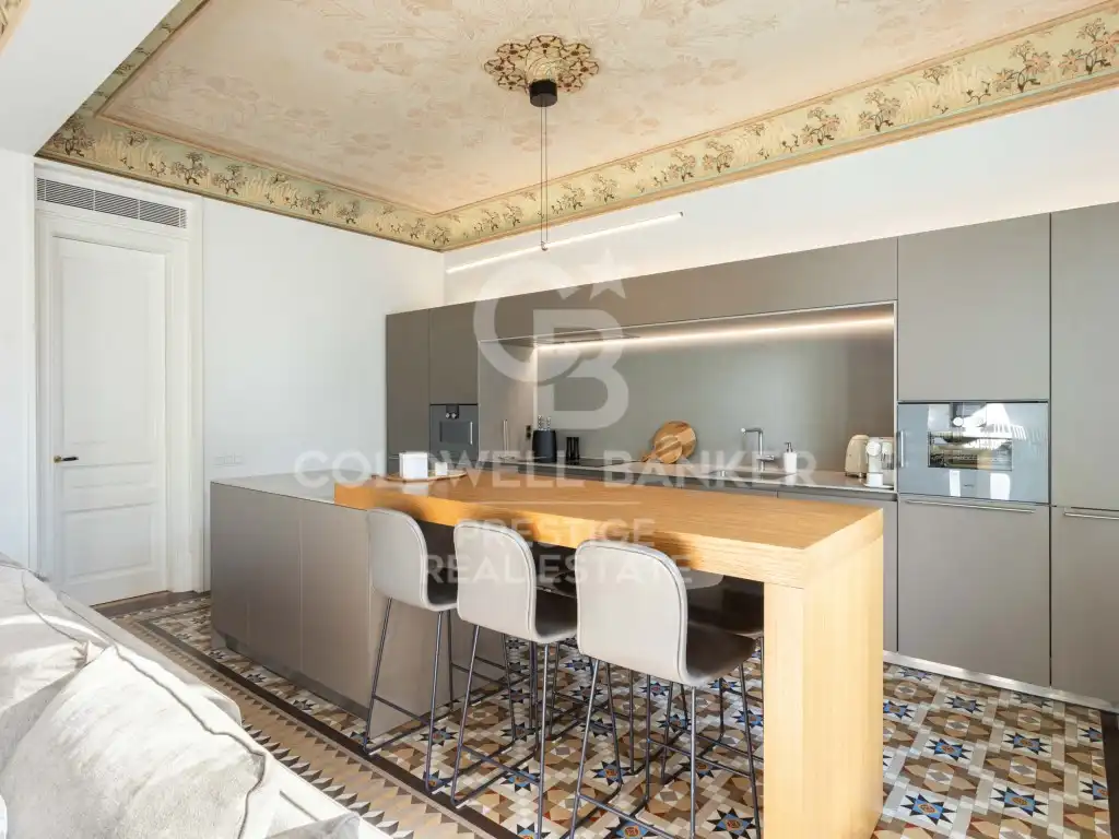 Kitchen of Attic for sale in Barcelona  with Terrace, Swimming Pool and Balcony