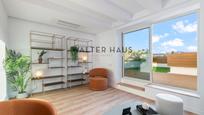 Living room of Attic for sale in  Barcelona Capital  with Air Conditioner, Heating and Parquet flooring