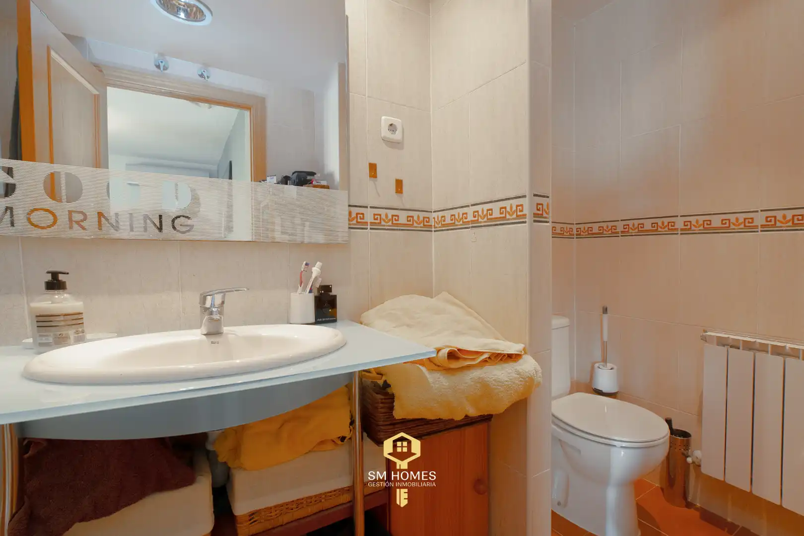 Badezimmer von Wohnung zum Verkauf in Parla mit Klimaanlage, Heizung und Abstellraum