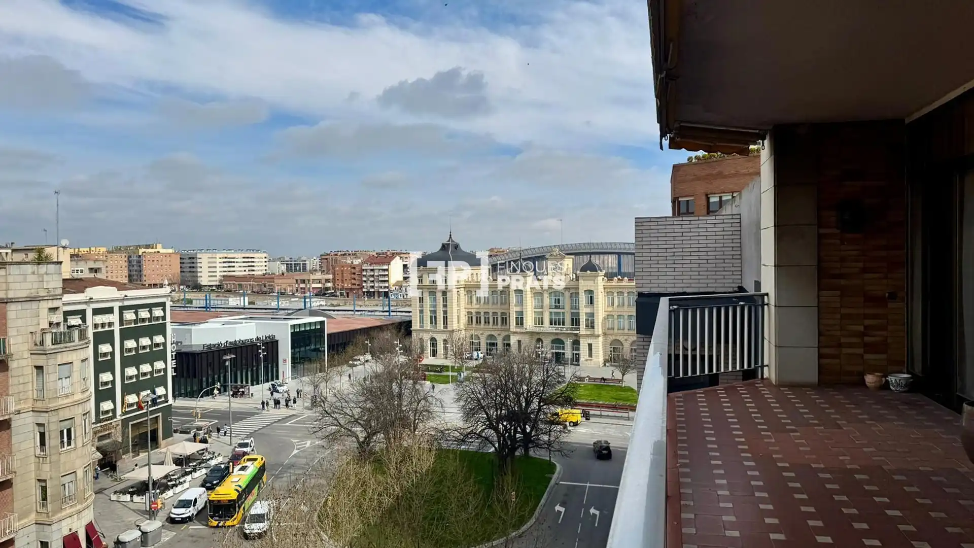 Vista exterior de Pis en venda en  Lleida Capital amb Aire condicionat, Calefacció i Terrassa