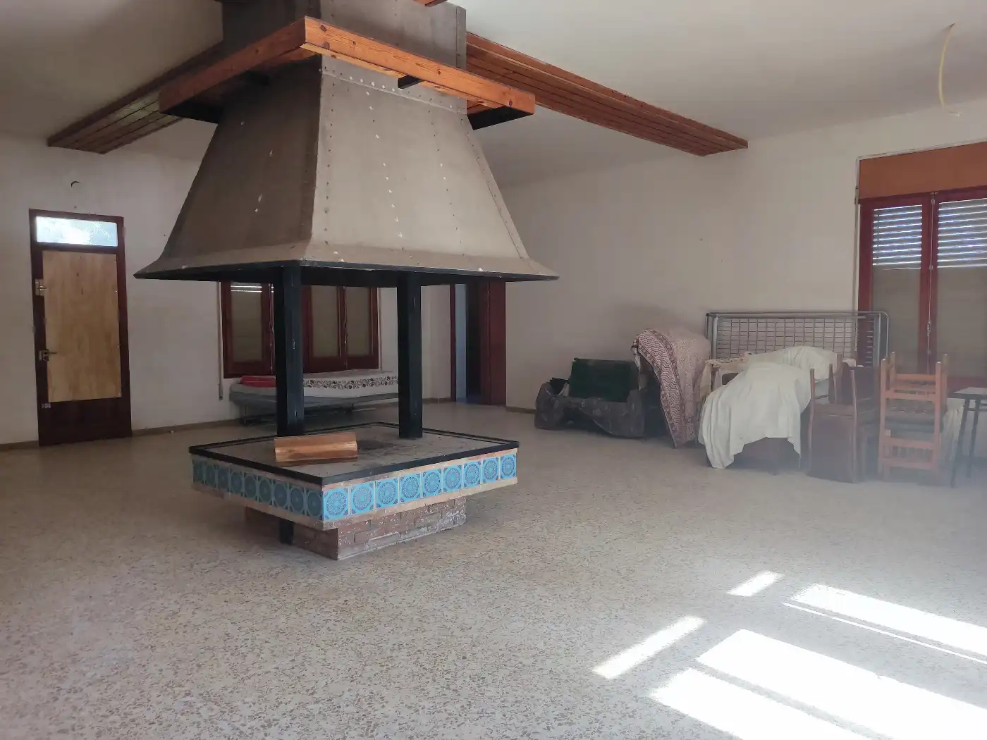 Country house zum Verkauf in Rossell mit Privatgarten, Abstellraum und Möbliert