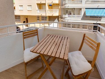 Monolocale con balcone in vendita a Calle FELIX RODRIGUEZ DE LA FUE