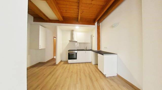 Piso en Venta en C/ Cantin y Gamboa  en La Magdalena