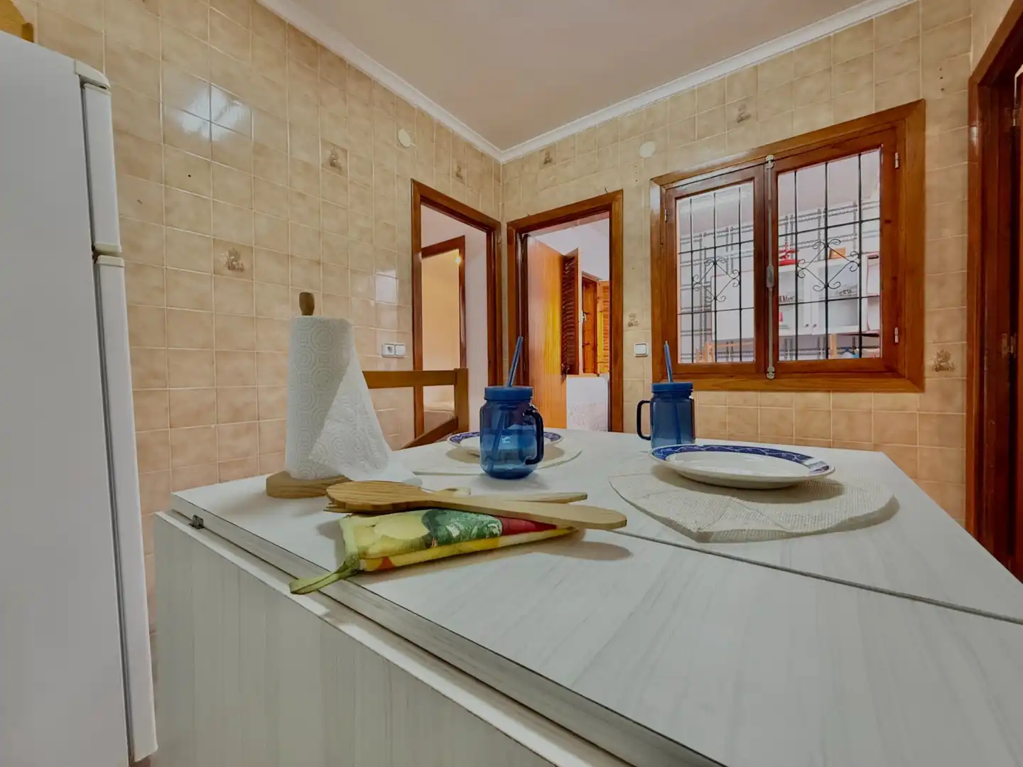 Cuina de Casa o xalet en venda en San Pedro del Pinatar amb Jardí privat, Terrassa i Traster