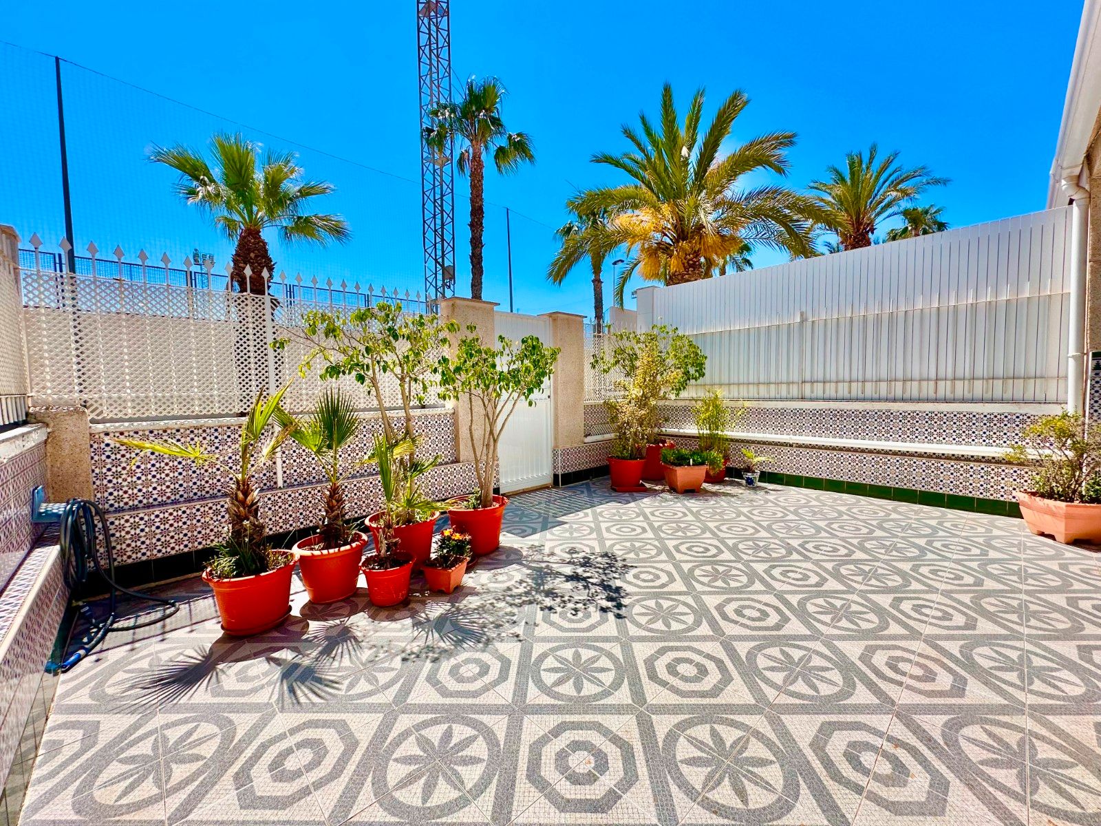 Terrassa de Casa o xalet en venda en San Pedro del Pinatar amb Terrassa, Traster i Rentadora