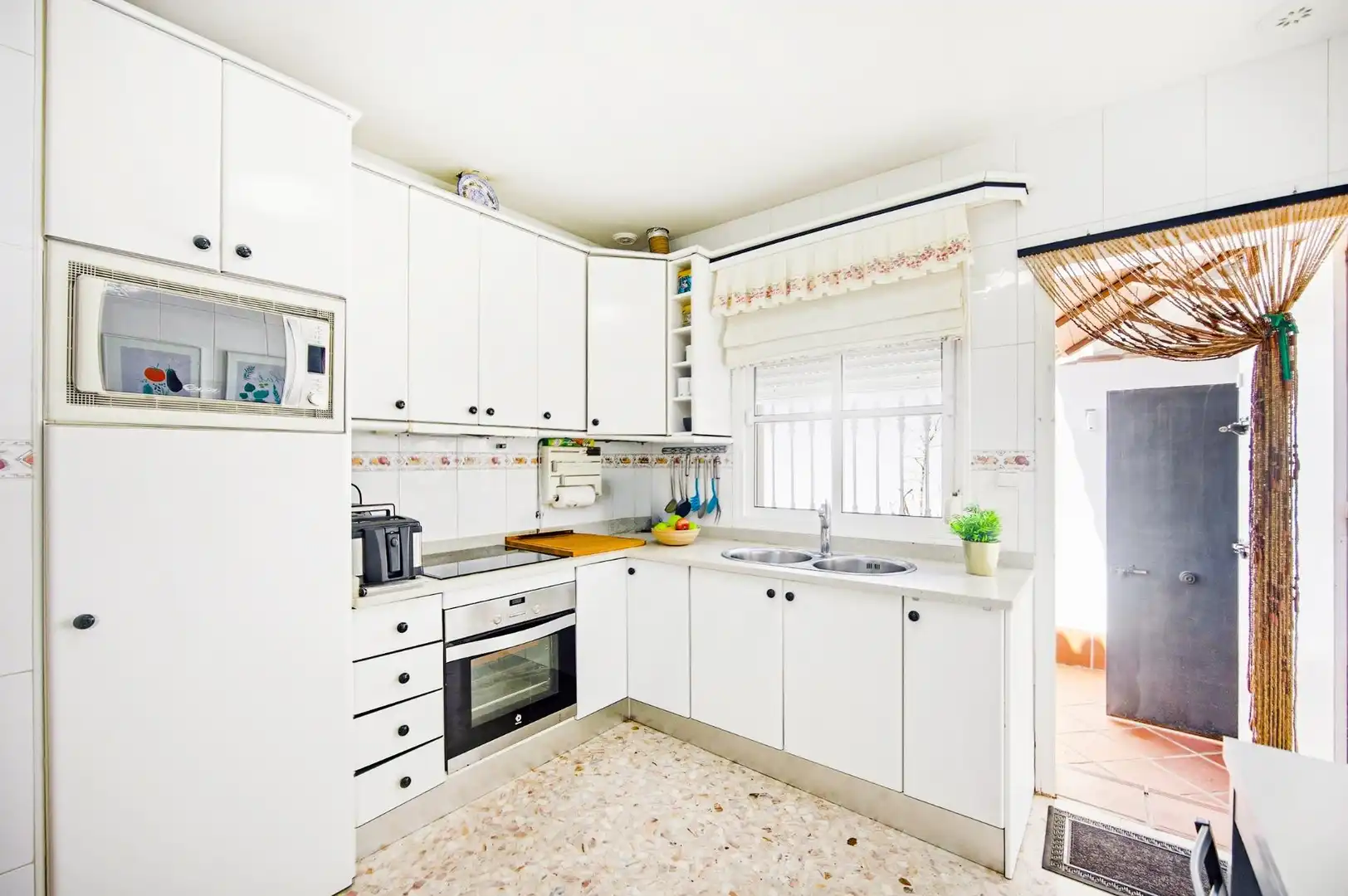 Villa con piscina in vendita a Los Gallos, imagen 18