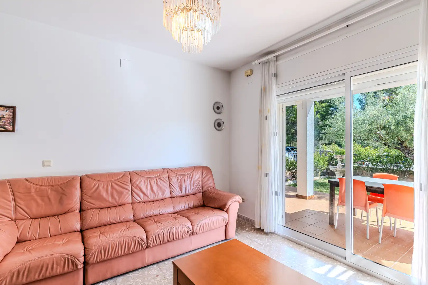 Sala de estar de Casa o chalet en venta en L'Ametlla de Mar  con Aire acondicionado, Calefacción y Jardín privado
