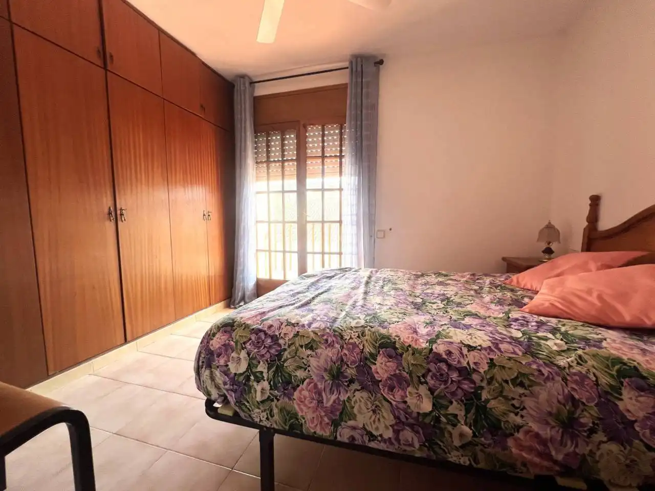 Habitación de Casa adosada en venta en Arenys de Mar con Calefacción y Terraza