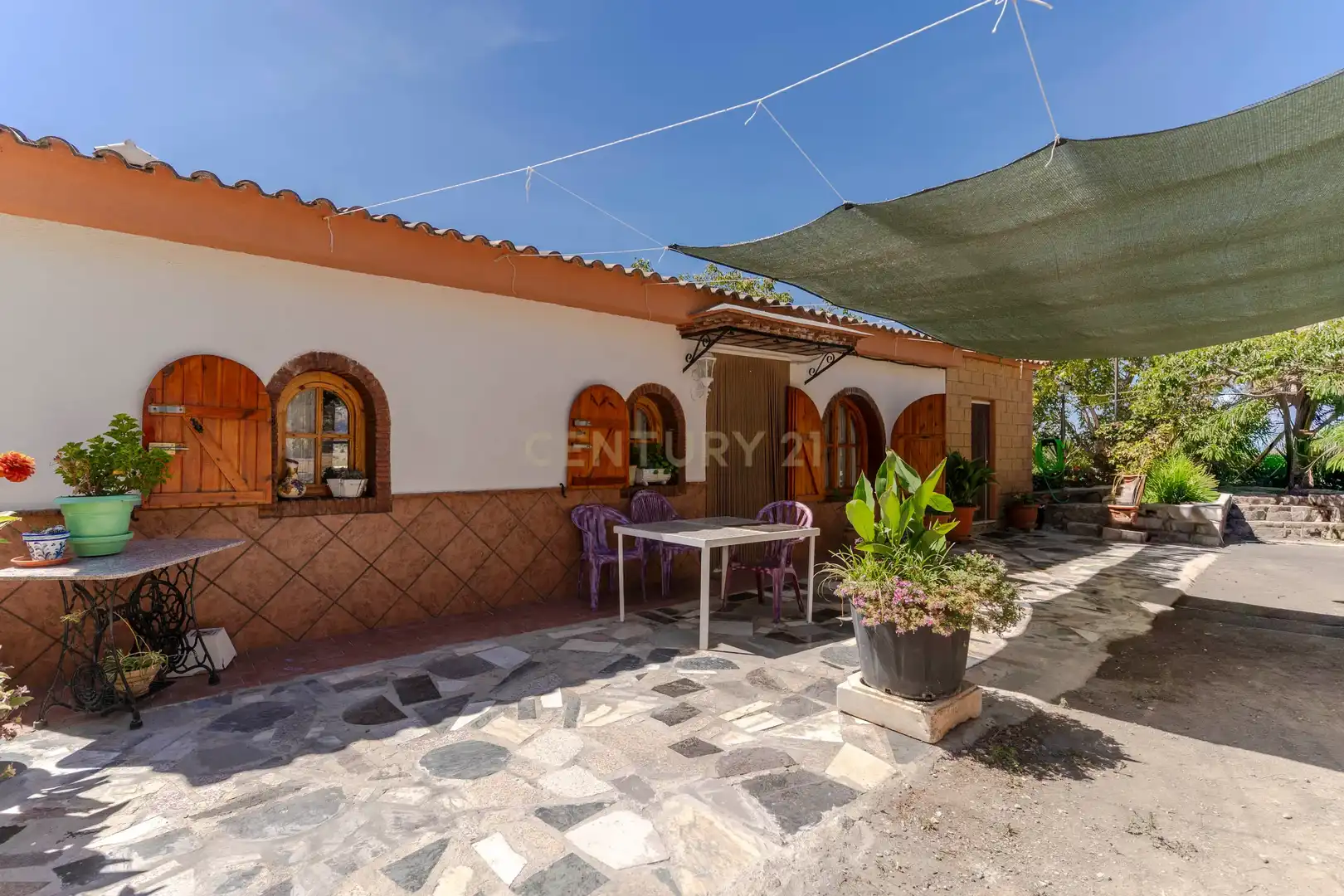 Vista exterior de Casa o chalet en venta en Güéjar Sierra con Jardín privado, Trastero y Piscina