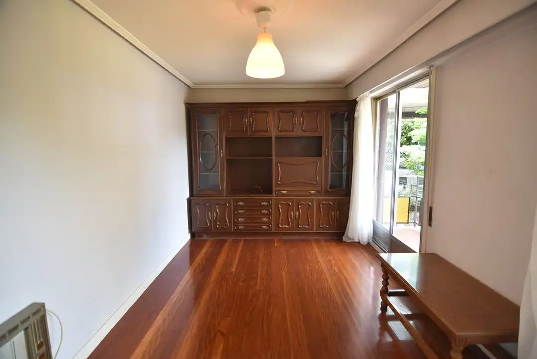 Comedor de Piso en venta en Eibar con Calefacción y Balcón