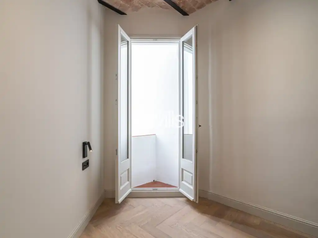 Mini appartamento con terrazza in vendita a Eixample, imagen 34