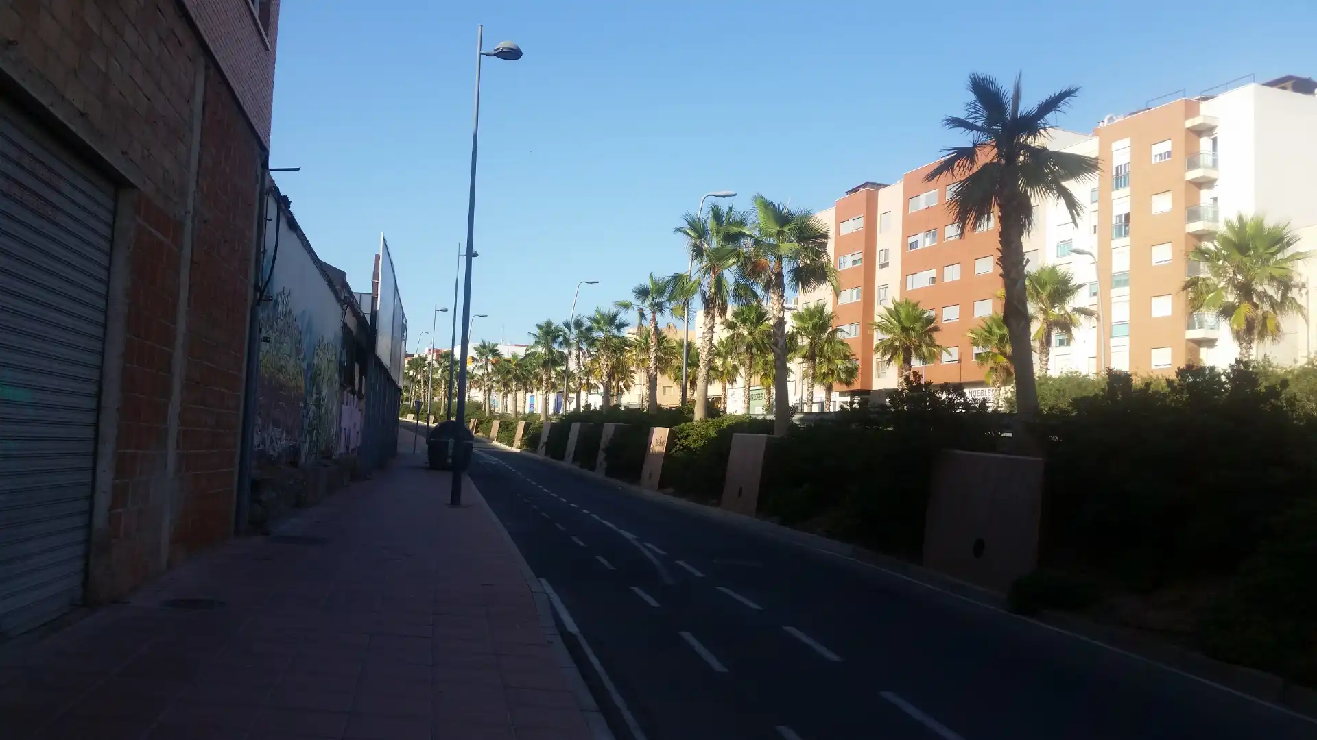 Vista exterior de Local en venda en Piedras Redondas - Torrecárdenas