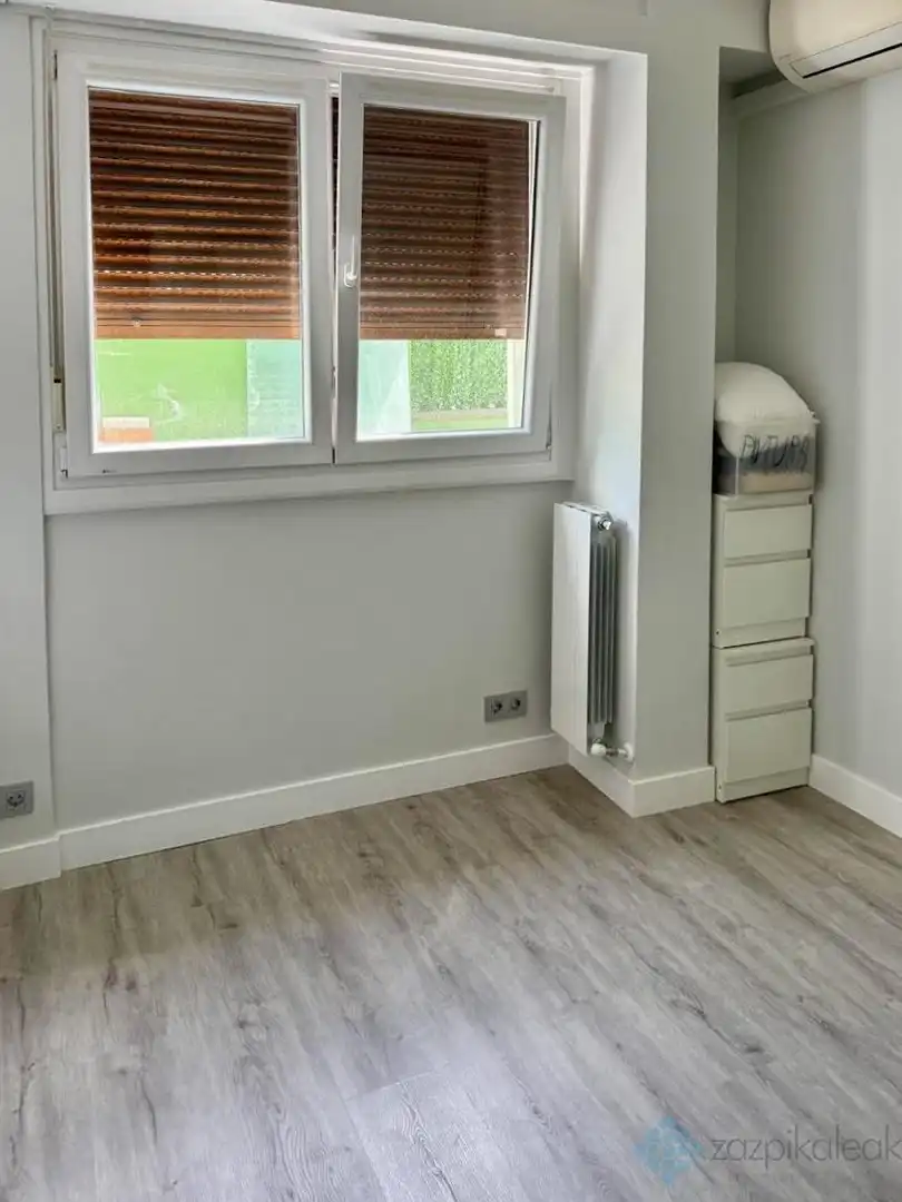 Bedroom of Apartments for rent in Errekalde